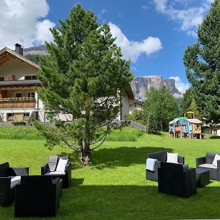 Garni La Vara Corvara In Badia Dış mekan fotoğraf