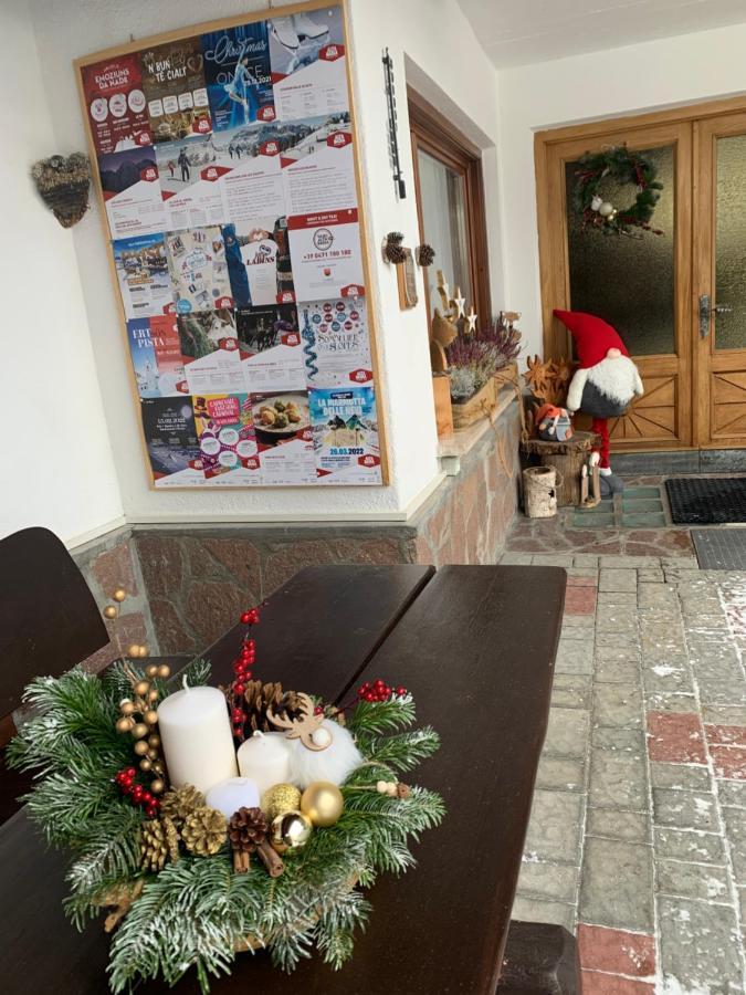 Garni La Vara Corvara In Badia Dış mekan fotoğraf