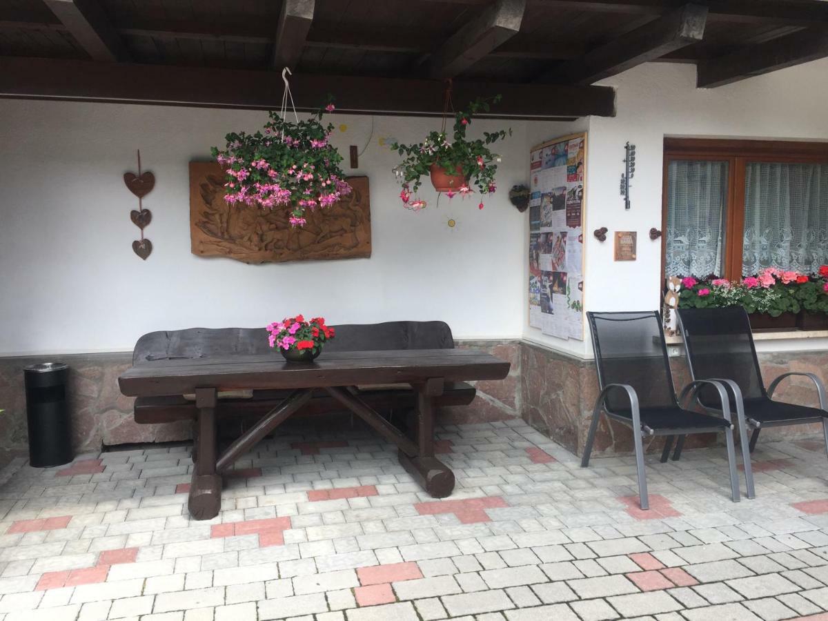 Garni La Vara Corvara In Badia Dış mekan fotoğraf